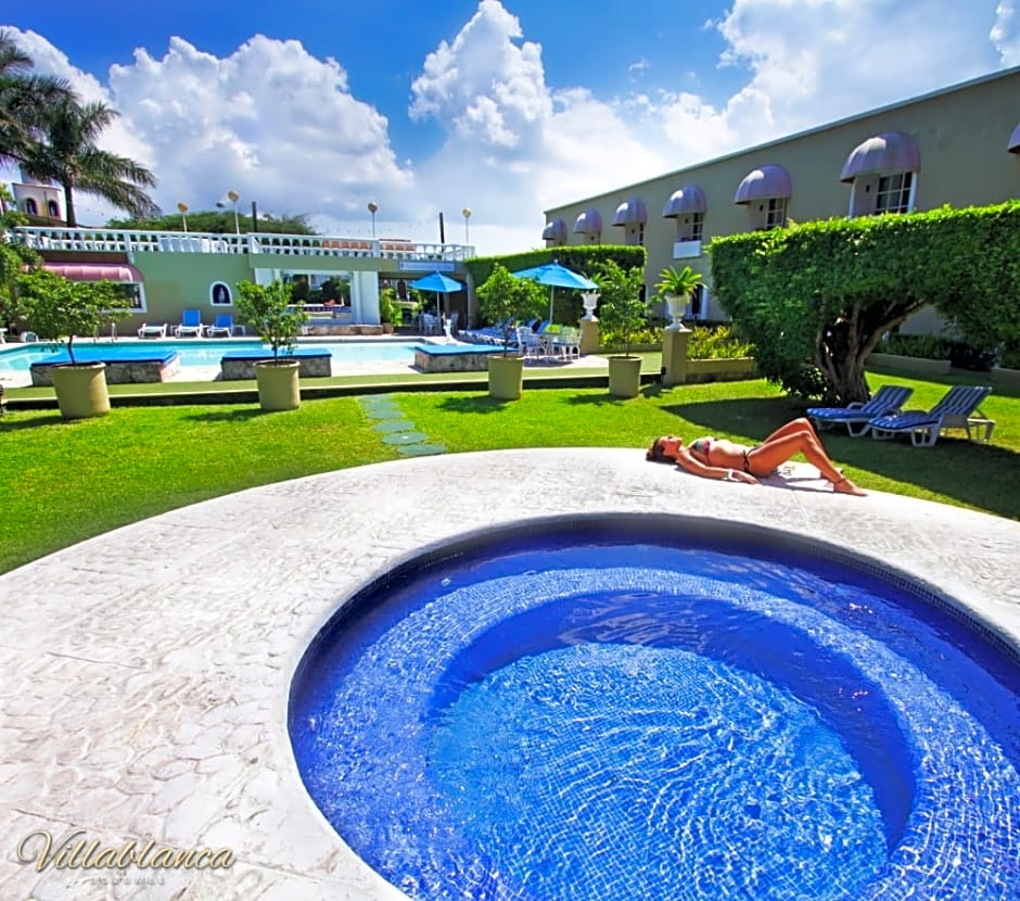 Villablanca Garden Beach Hotel