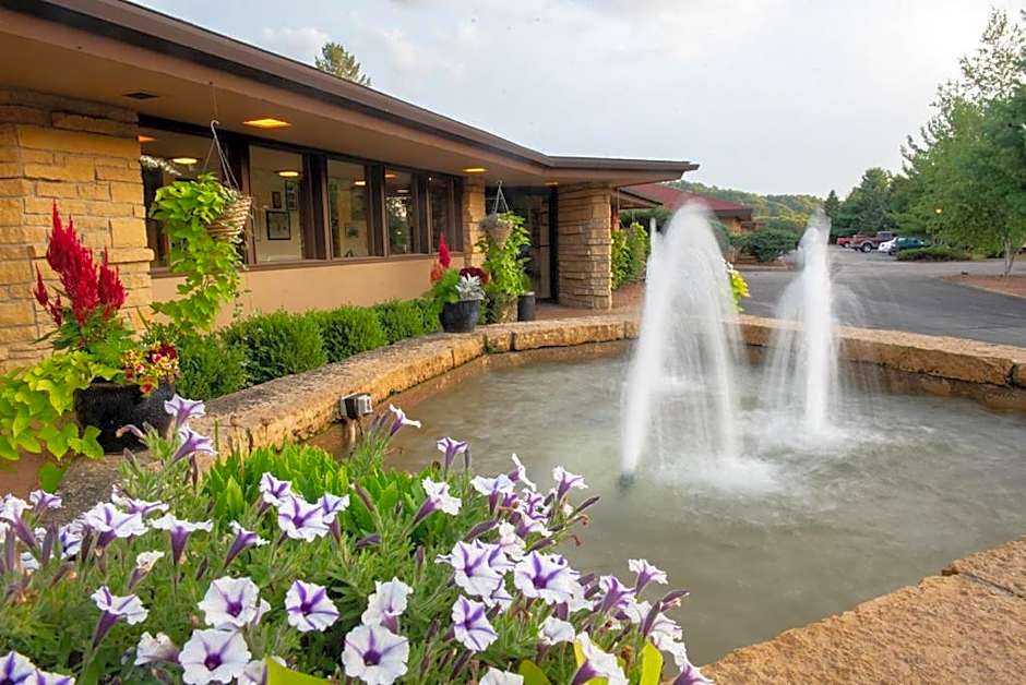 Spring Valley Inn