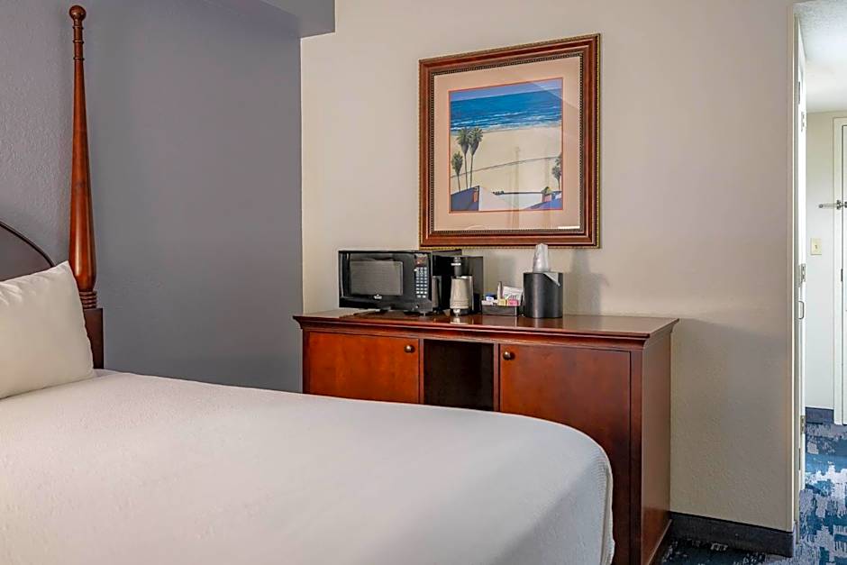 SummerPlace Inn