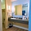 Travelodge by Wyndham Wenatchee