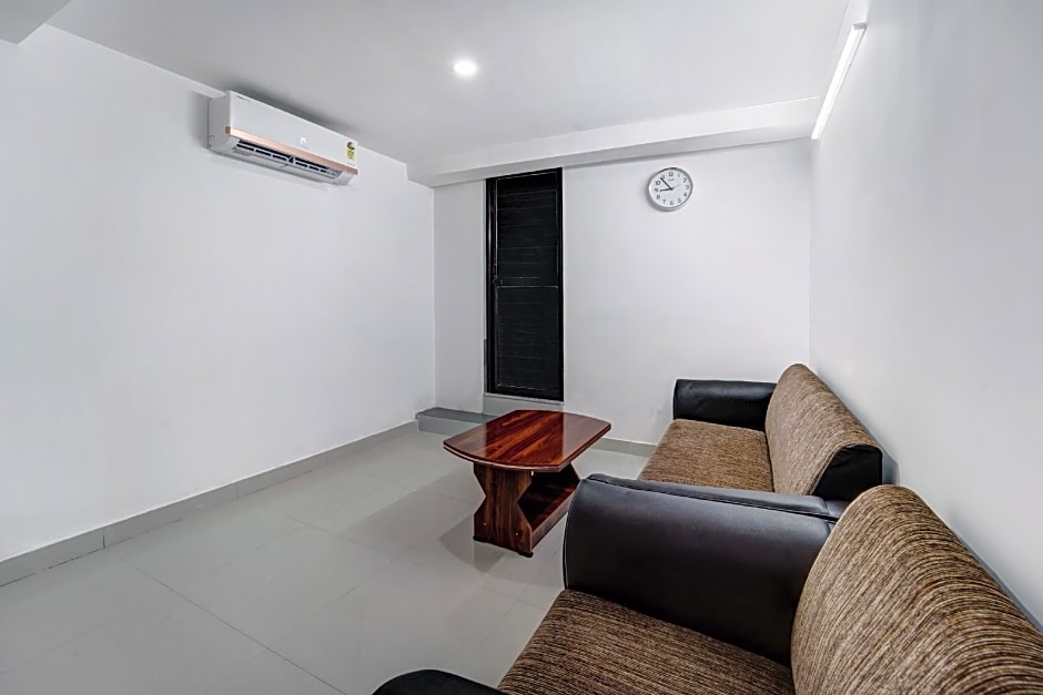 Super Hotel O White House