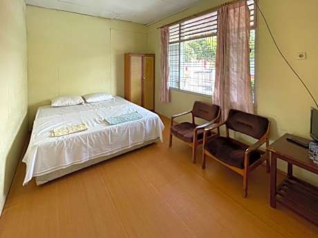Valencia Homestay Redpartner