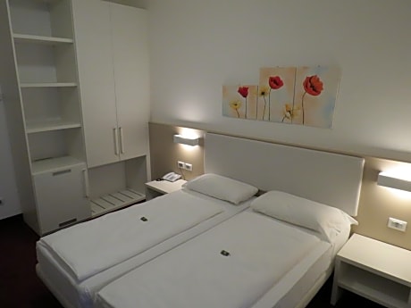 Double or Twin Room with Balcony