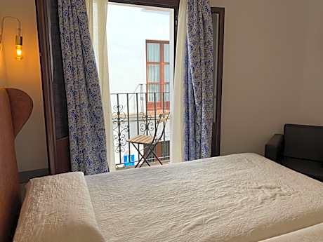 Double or Twin Room with Balcony