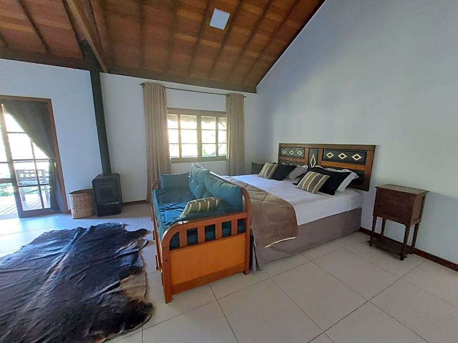 Lumiar Eco Lodge - Chalé Pedra Riscada