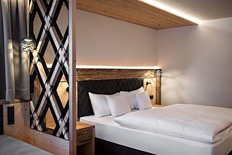 Panorama Family Suite with Balcony