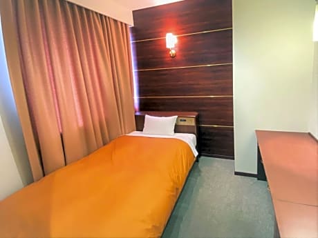 Standard Double Room with Small Double Bed - Non-Smoking