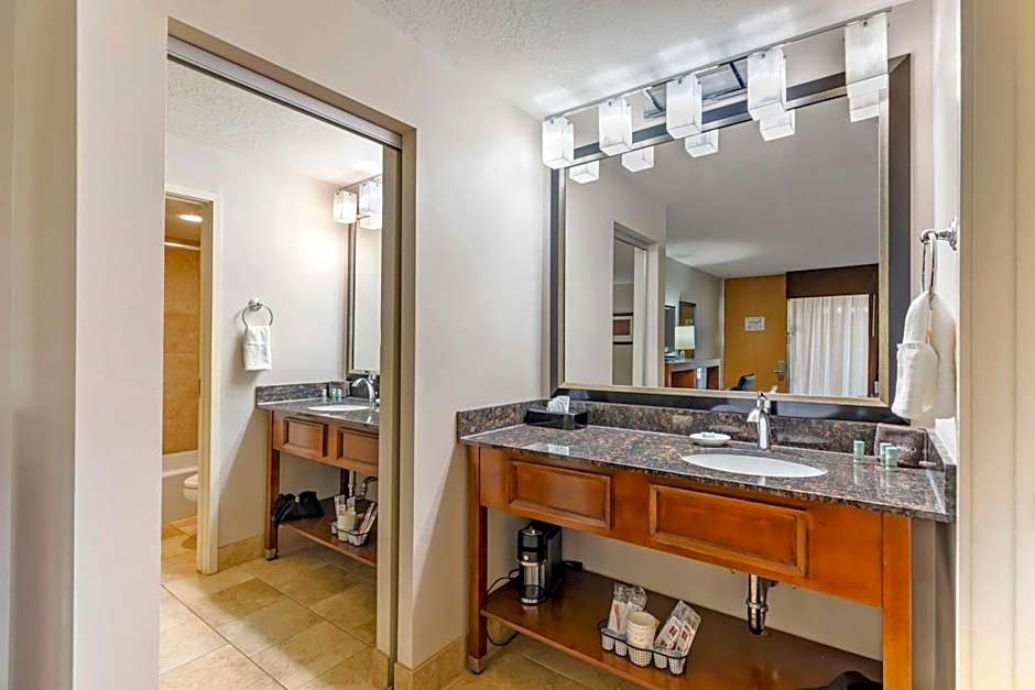 Best Western Cottontree Inn