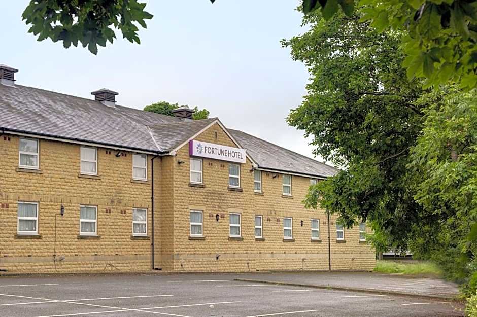 Fortune Hotel Huddersfield-Halifax M62 JcT24