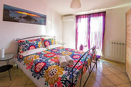 New Naxos Village