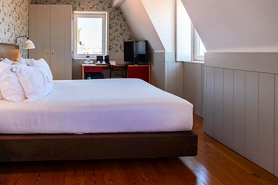 Lisboa Carmo Hotel