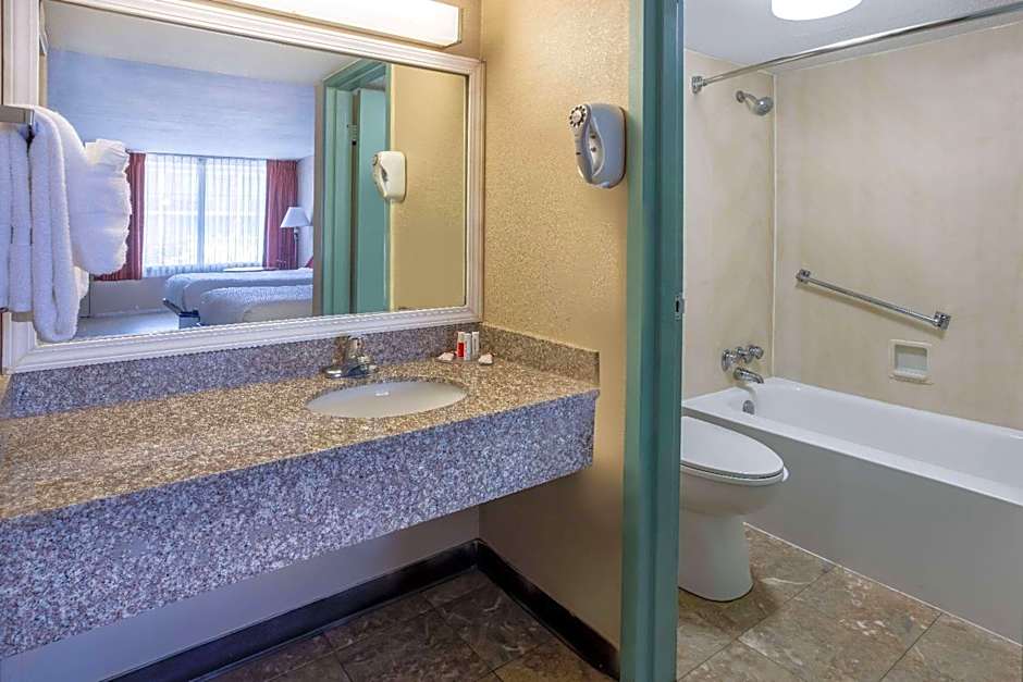 Ramada by Wyndham Rome - Verona