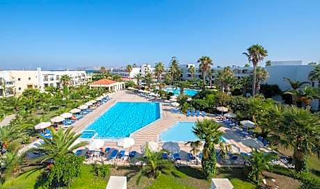 Tigaki Beach Hotel