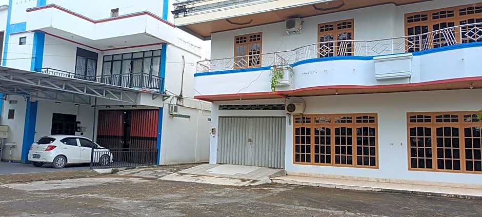 Hotel O Wisma Deli Syariah Near RSUD Nene Mallomo Sidenreng Rappang