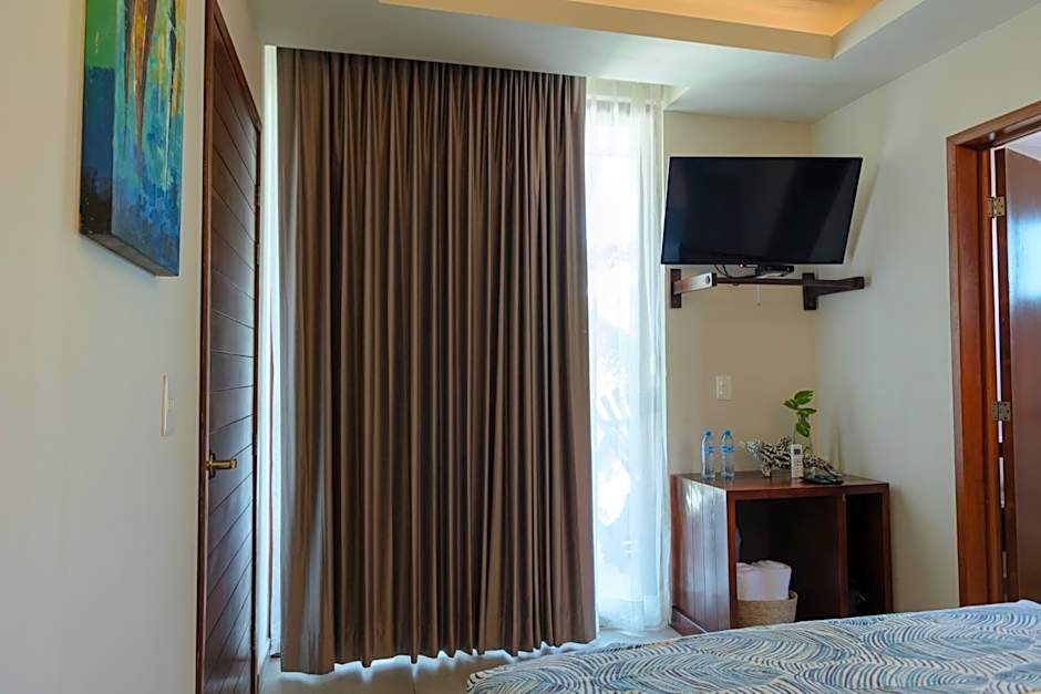 Aquastar Hotel & Apartments