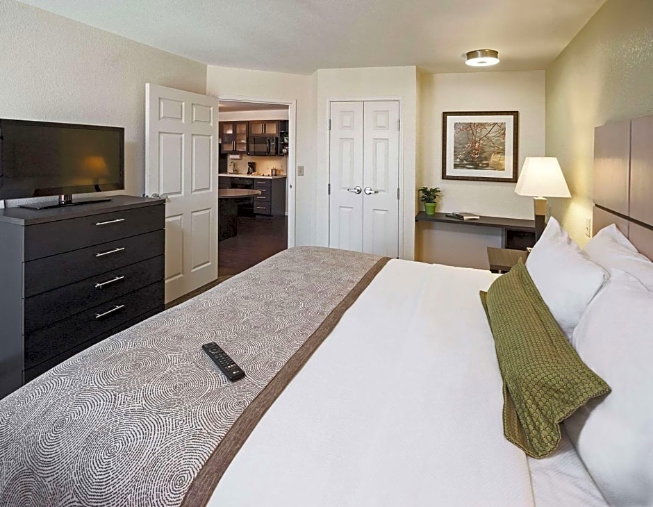 MainStay Suites- Kansas City Overland Park