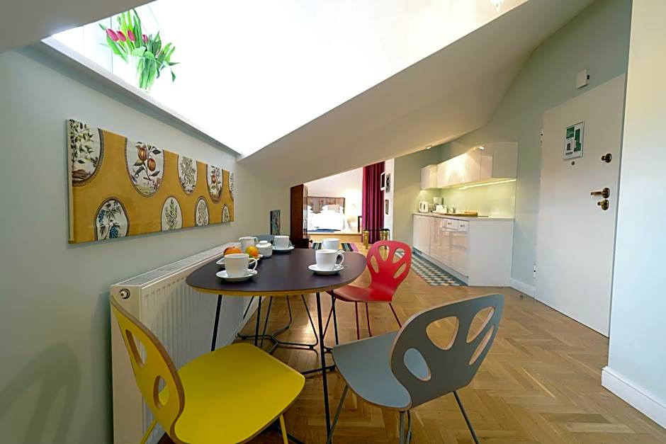 Crystal Suites Chez Helena