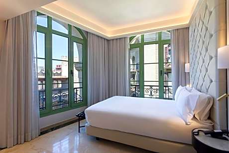 Double Room with Wall View