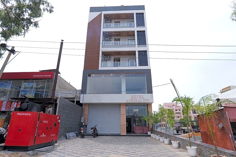 Hotel Adhiraj Inn