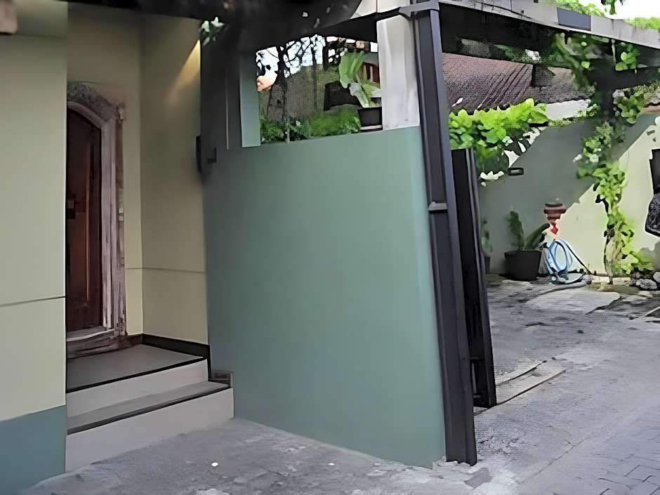 Kuta Legian Inn