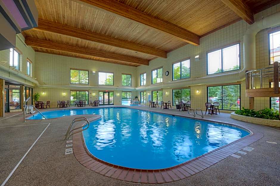 Holiday Inn Express Holland By IHG