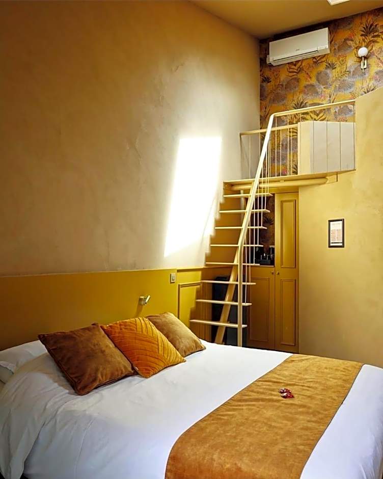 B&B Contrast