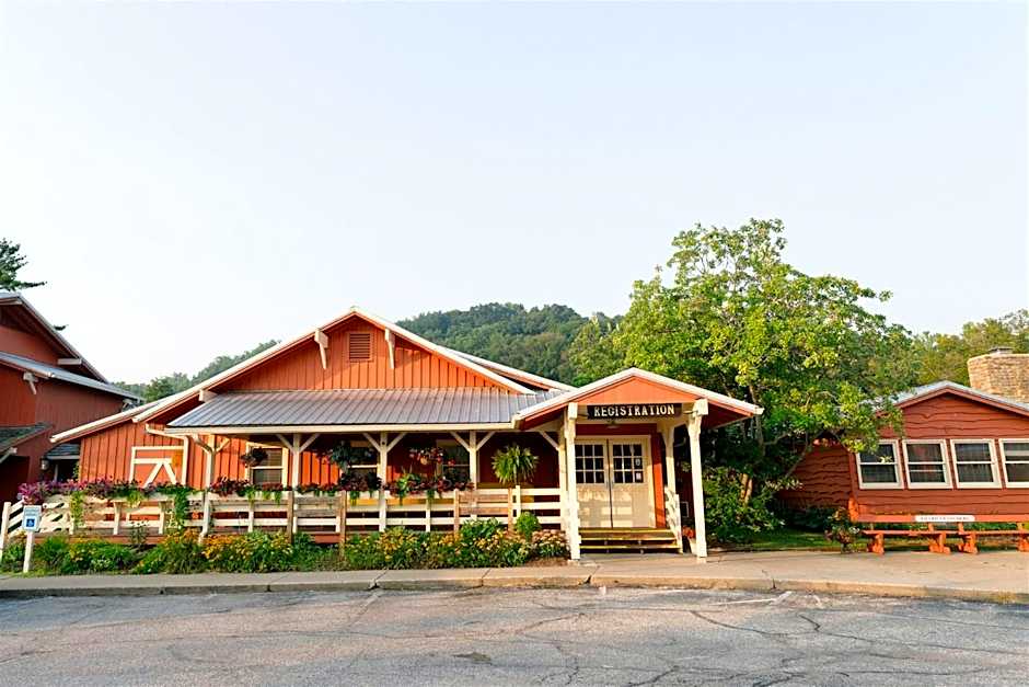 Brown County Inn