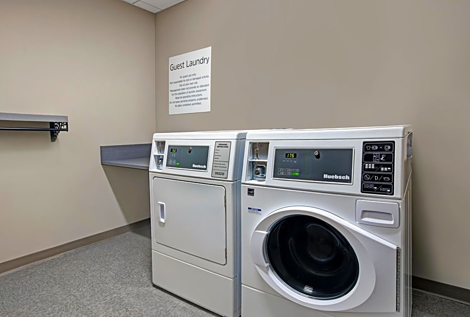 Holiday Inn Express Milwaukee Downtown By IHG