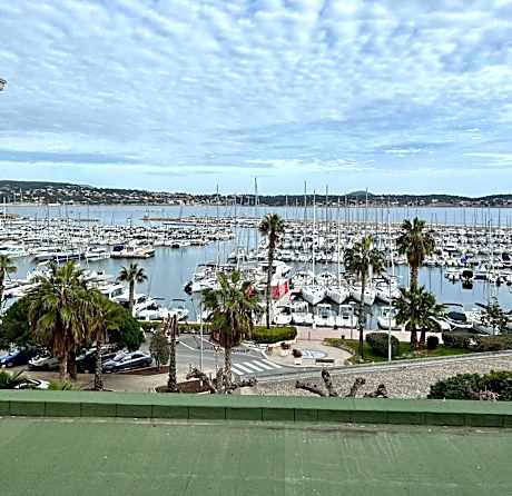 Studio with Sea View