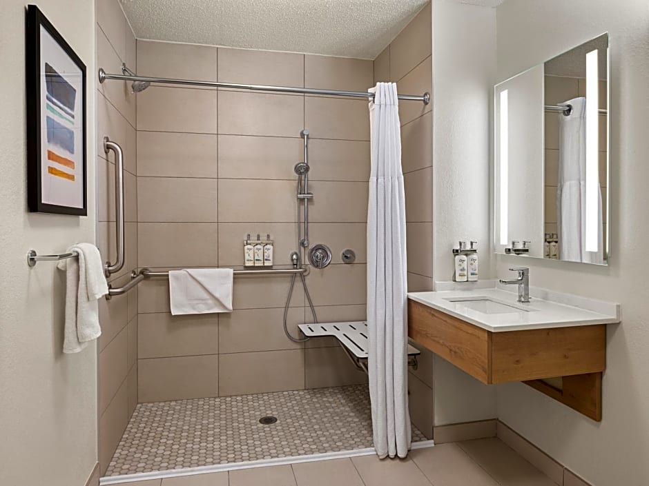 Staybridge Suites Minneapolis-Bloomington by IHG
