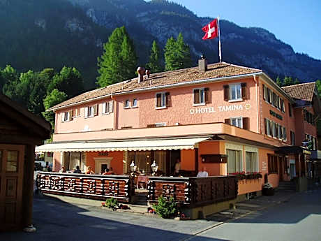 Tamina Hotel