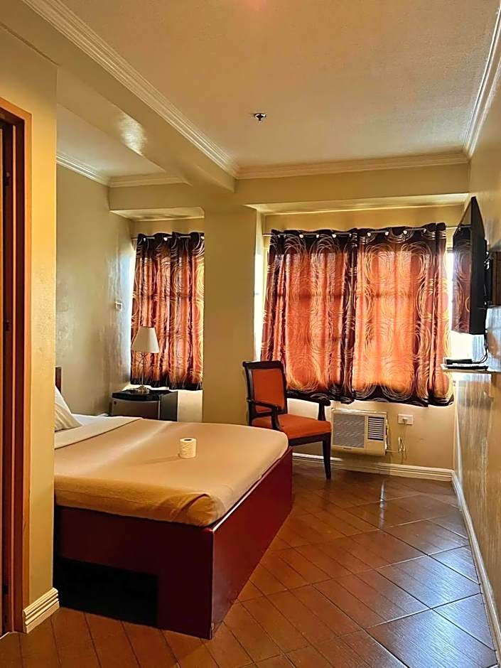 Blue Velvet Hotel -CM Recto