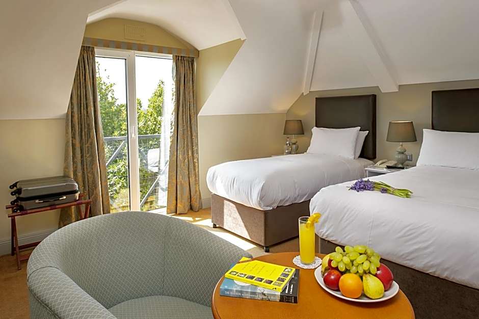 Hylands Burren Hotel