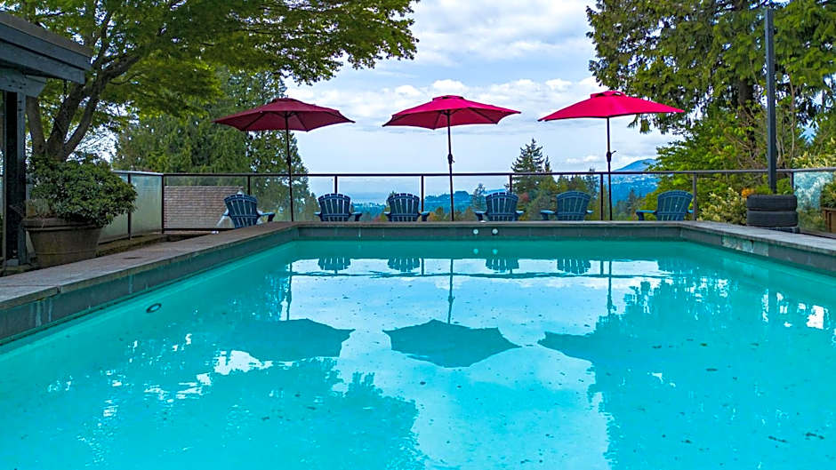 Seymour Private Bedroom, Ensuite Bathroom with Shared Pool, Hot Tub with Views