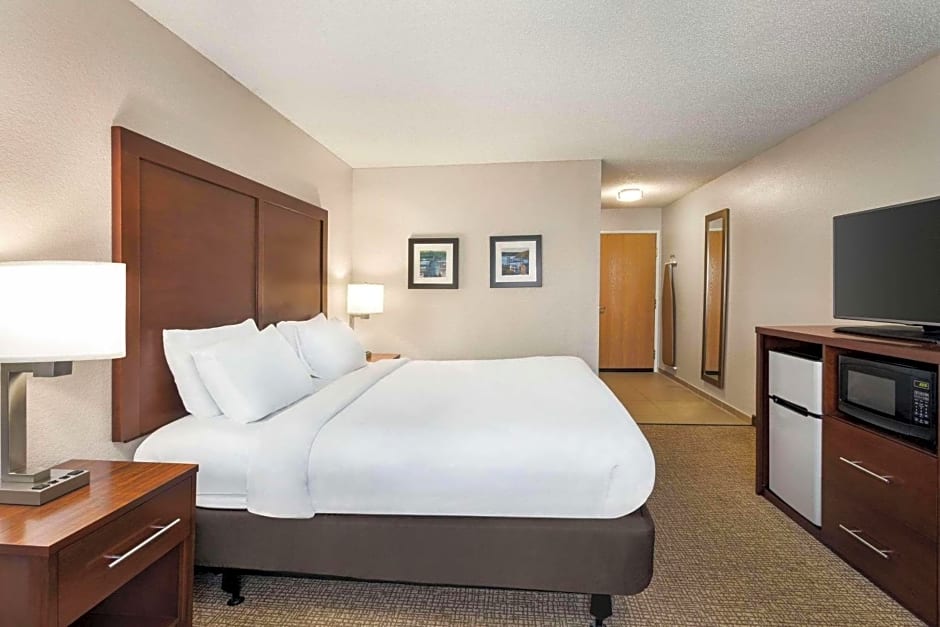 Country Inn & Suites by Radisson Stillwater, MN