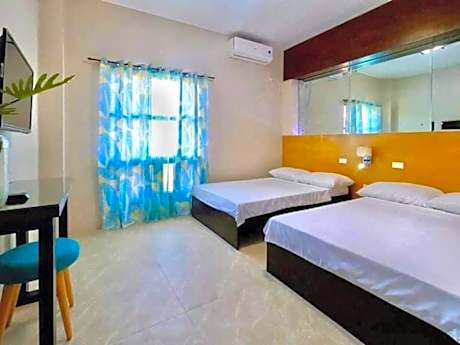 Classic Quadruple Room