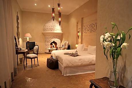 Junior Suite (2 Adults)