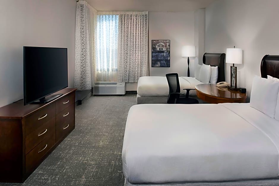 DoubleTree by Hilton Memphis Downtown