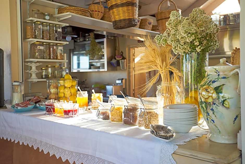 Golden Bay Hotel Apartments