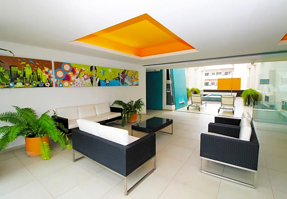 Nu Hotel