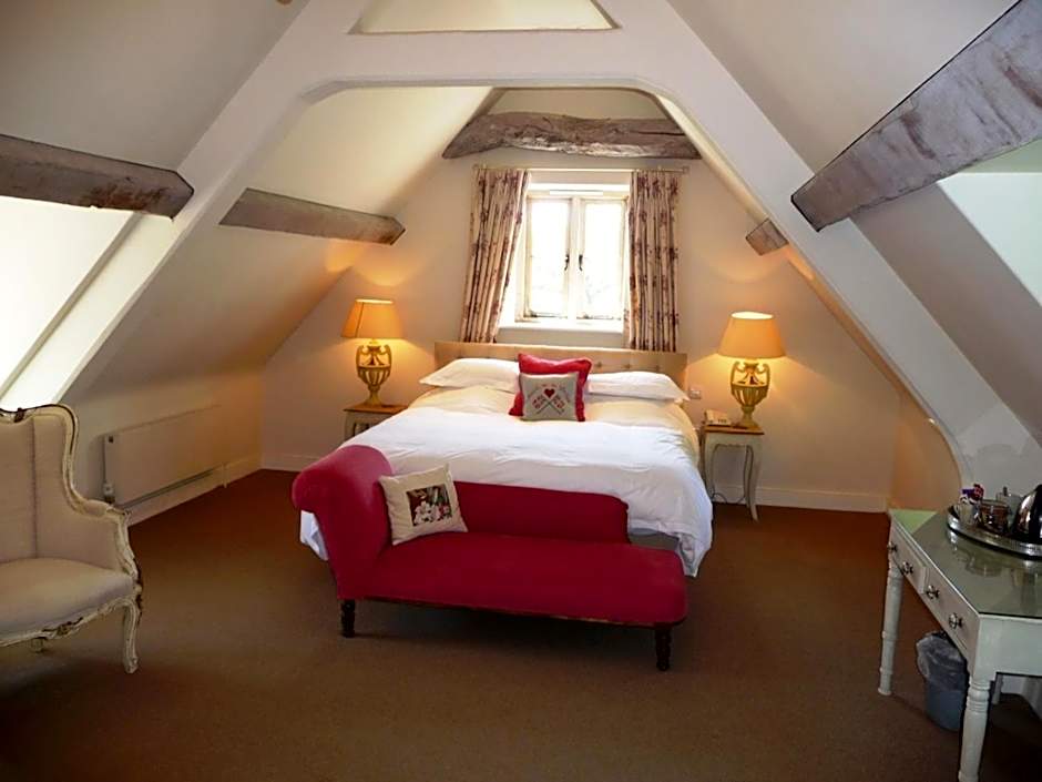 The Swan Inn Swinbrook