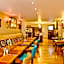 Hotel Villa Oriental & Restaurant                                               