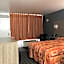Mid Continent Inn