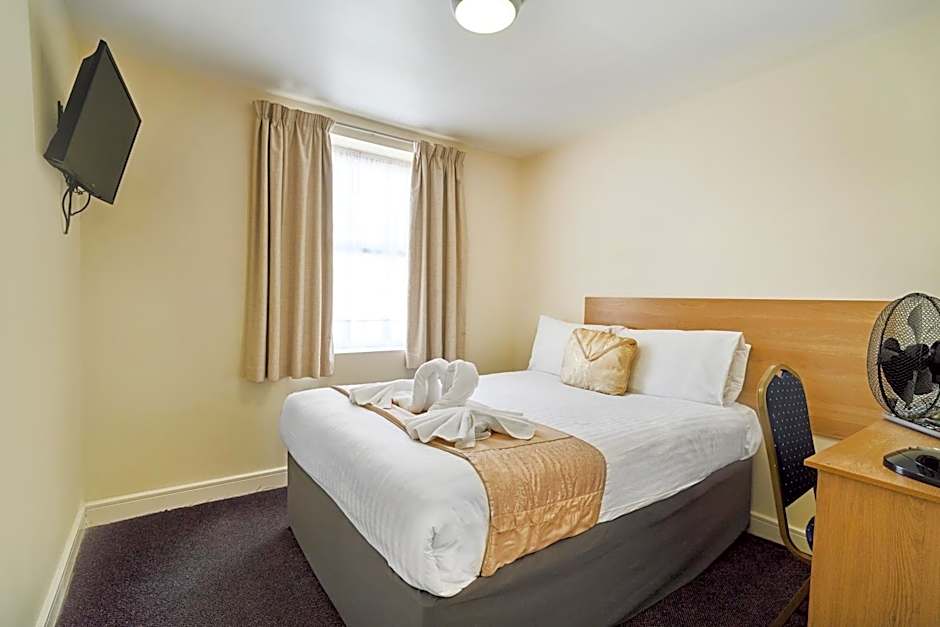 Cranbrook Hotel
