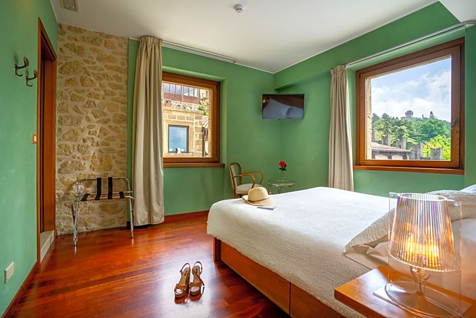 Hotel Cesare