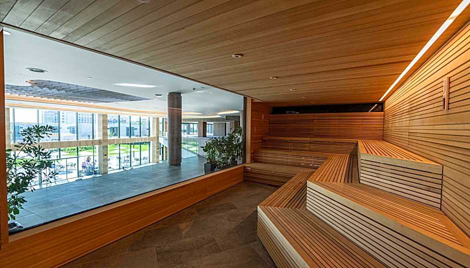 HVD Reina del Mar - Premium Spa Service & Free Parking