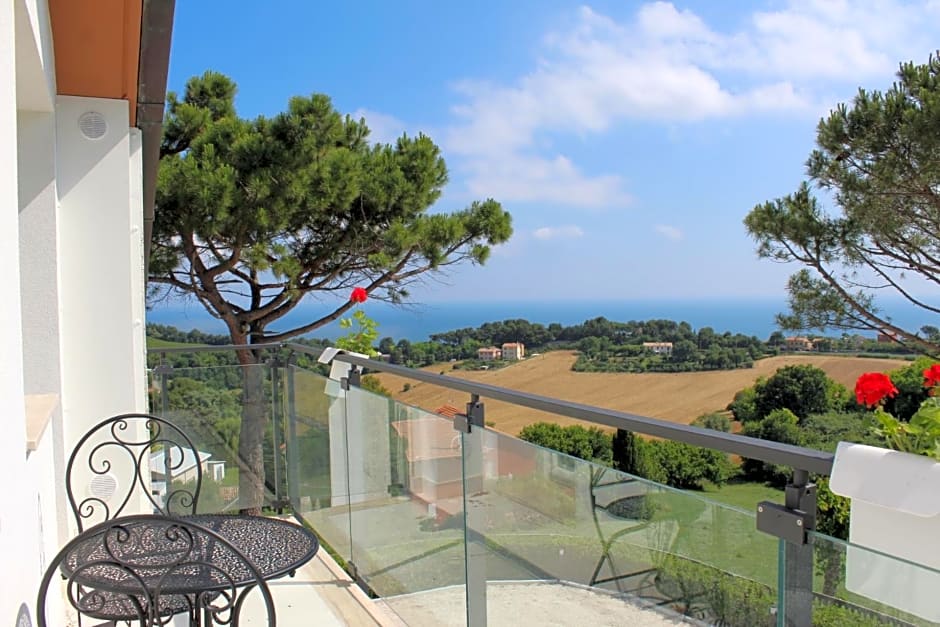 Villa De Ruschi – Montacuto, IL