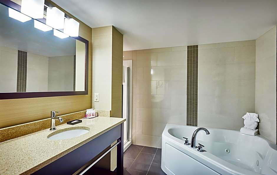 Best Western Plus Edmonton Airport Hotel