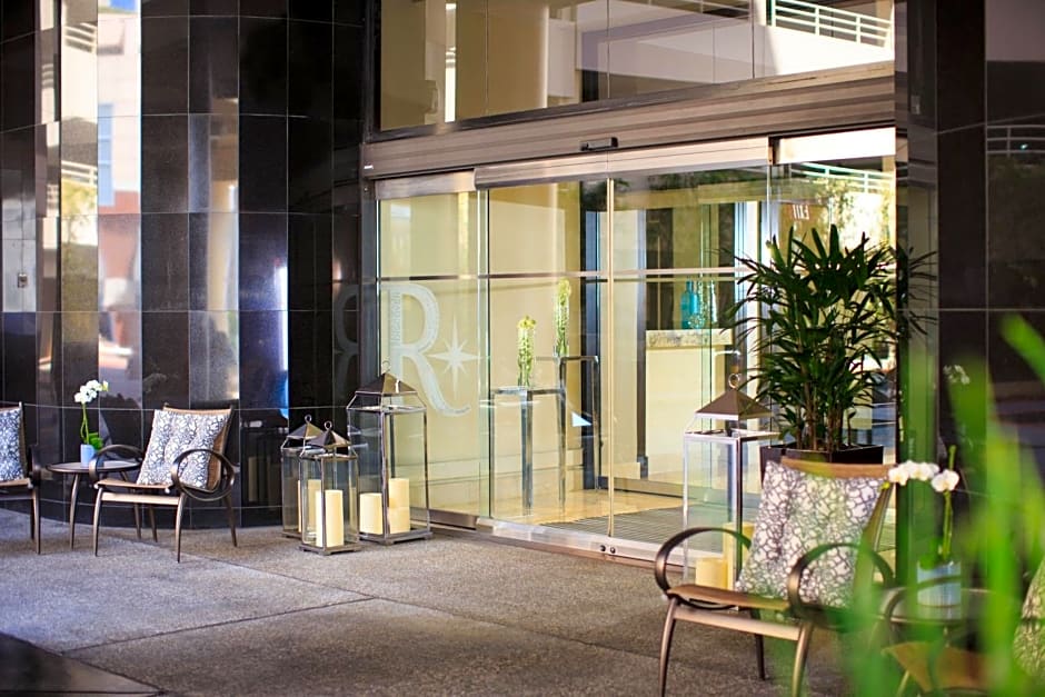 Renaissance by Marriott Long Beach Hotel