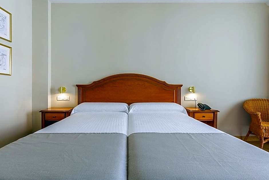 Hotel Almijara - Mares